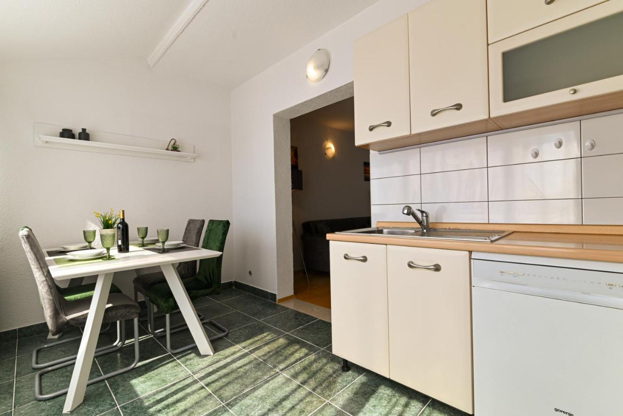 Apartmani Cesarica Trogir Extérieur photo
